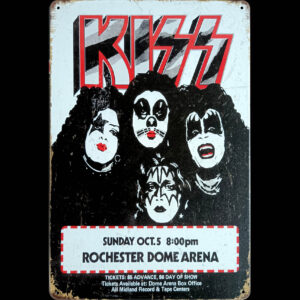 KISS, plechová tabuľka s potlačou