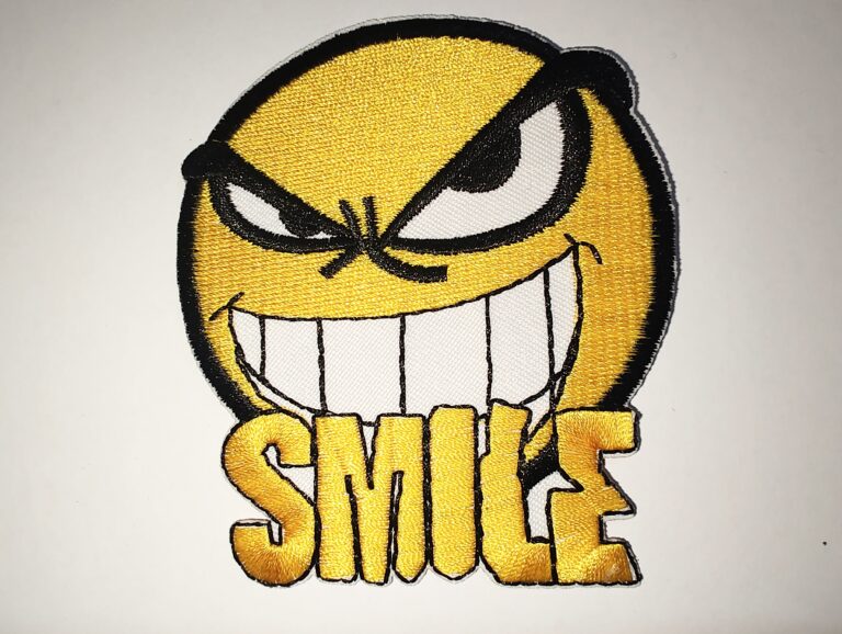 Smile nášivka malá
